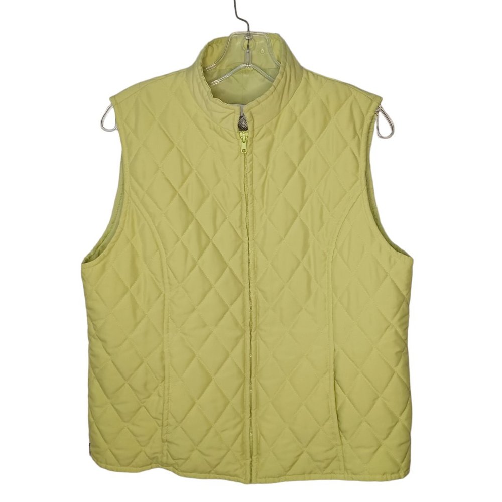 Women's Quilted Vest in Light Green